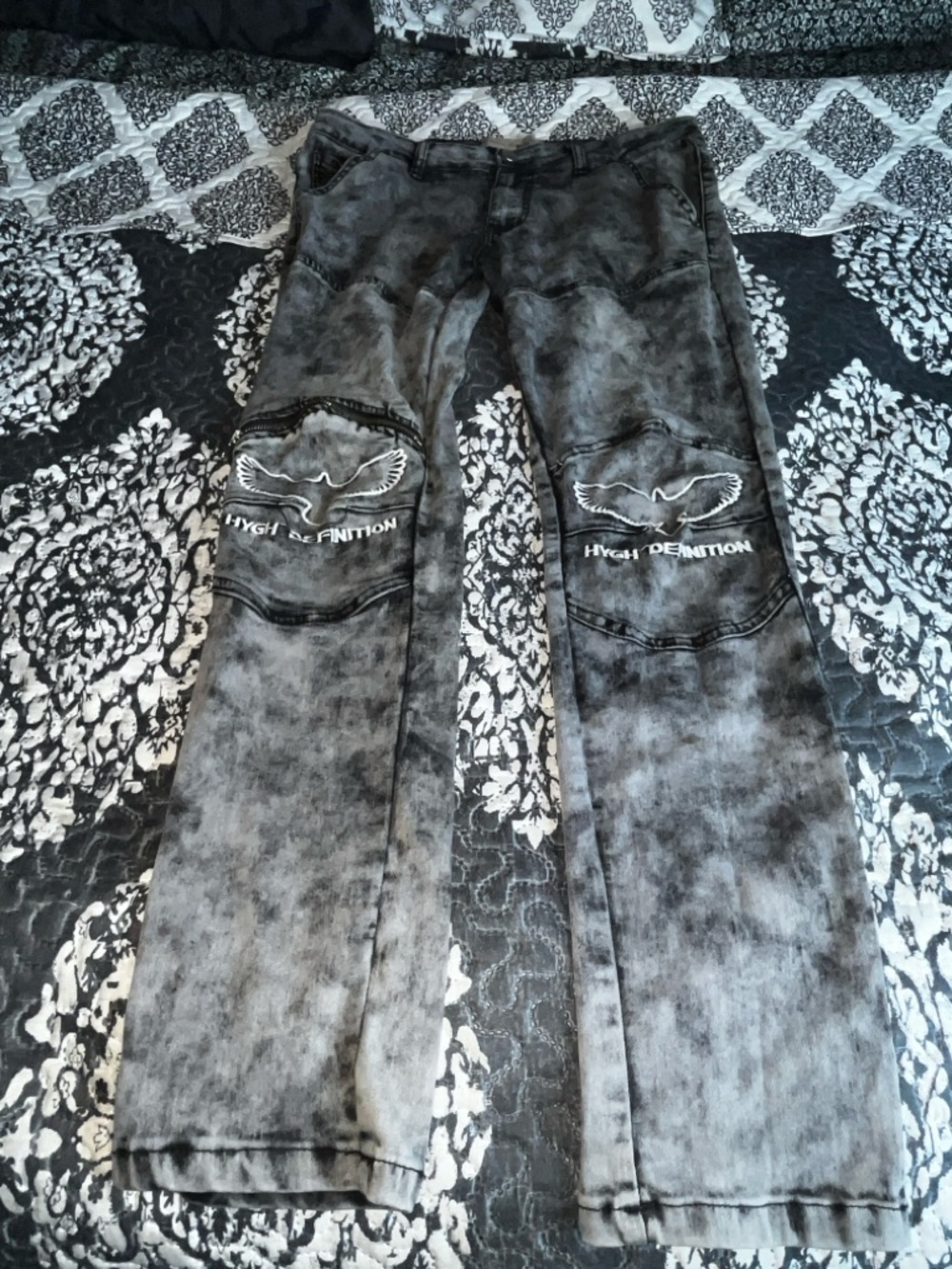 High Definition Men’s Slim Jeans in Washed Black